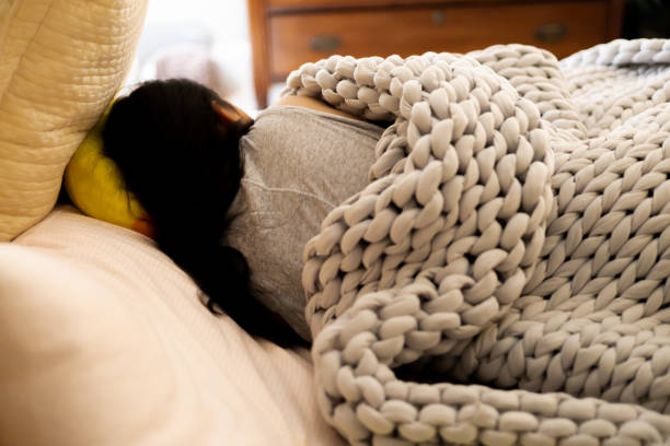 7 Amazing Health Benefits Of Using A Weighted Blanket